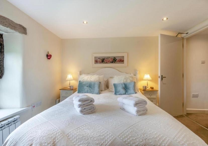 Westside Cottage: Yorkshire Dales Pet-Friendly Retreat Newby  Exterior photo