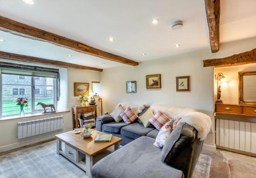 Westside Cottage: Yorkshire Dales Pet-Friendly Retreat Newby  Exterior photo